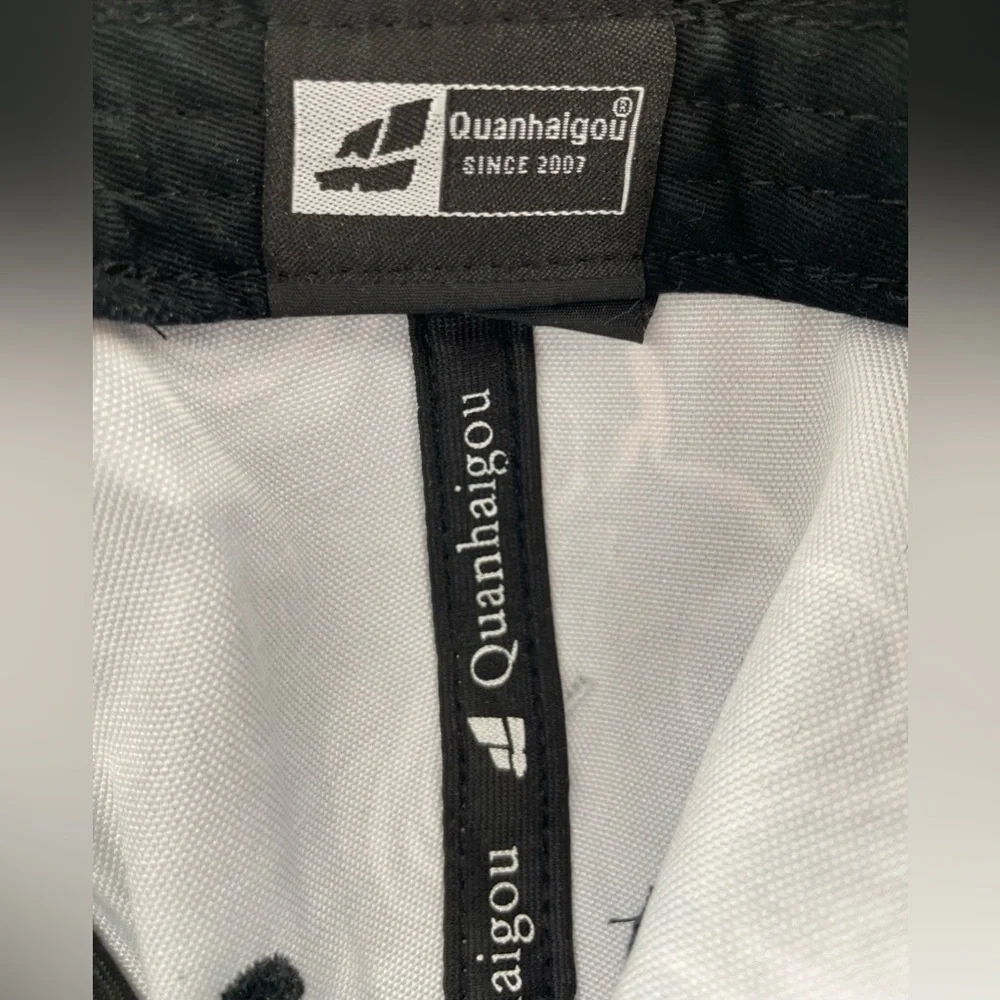 Quanhaigou Black Rose Snap Back Hat
